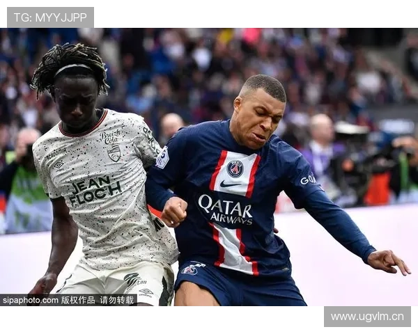 巴黎关键比赛表现波动加剧，影响争冠形势稳定性承压