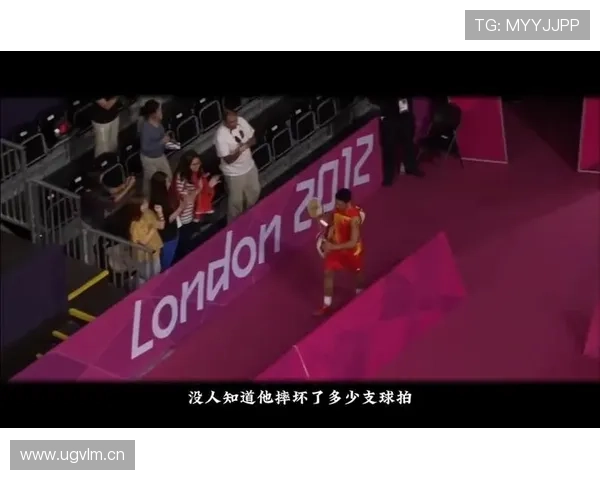 林丹居然穿着拖鞋走红毯？这豪门生活真让人想掐自己一把